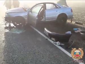 В Морозовском районе «Ауди» наехал на стоящий «Вольво»: есть погибший