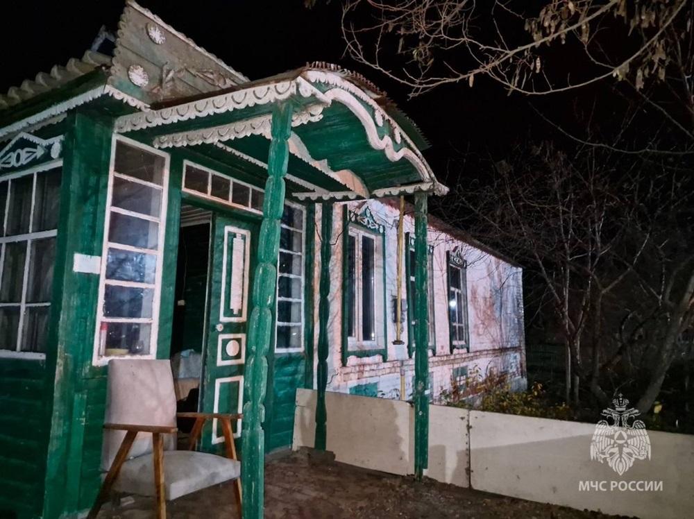 Двухлетний ребенок погиб при пожаре в Семикаракорском районе