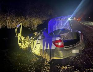 В Семикаракорском районе водитель «Лады» погиб в ДТП с пассажирским автобусом