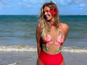 Травмированная Юлия Ефимова стала третьей на чемпионате России на 100-метровке брассом