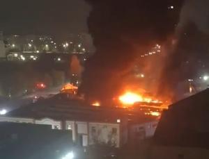 Стала известна возможная причина пожара на рынке «Авангард» в Волгодонске