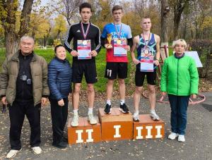 Юные волгодонцы стали призерами республиканского легкоатлетического кросса