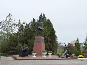 Ростовская АЭС помогла восстановить памятник непобедимому адмиралу Федору Ушакову в Волгодонске