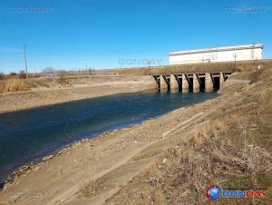 В Волгодонске на оросительном канале до весны перекрыли воду
