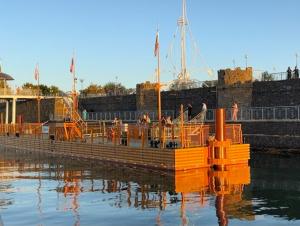 С набережной в Волгодонском районе сняли понтонный причал