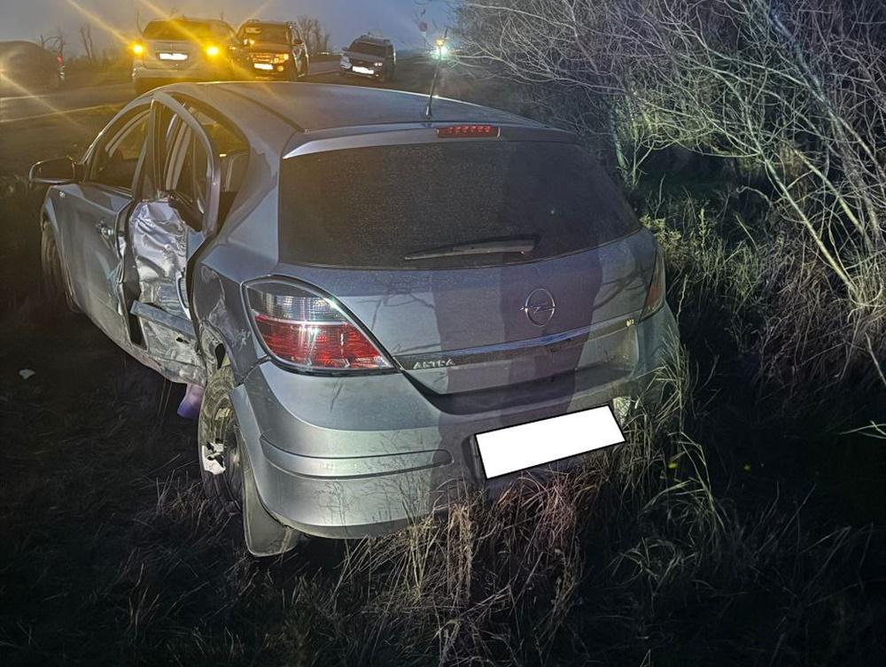 Под Волгодонском столкнулись «Опель» и «Лада»