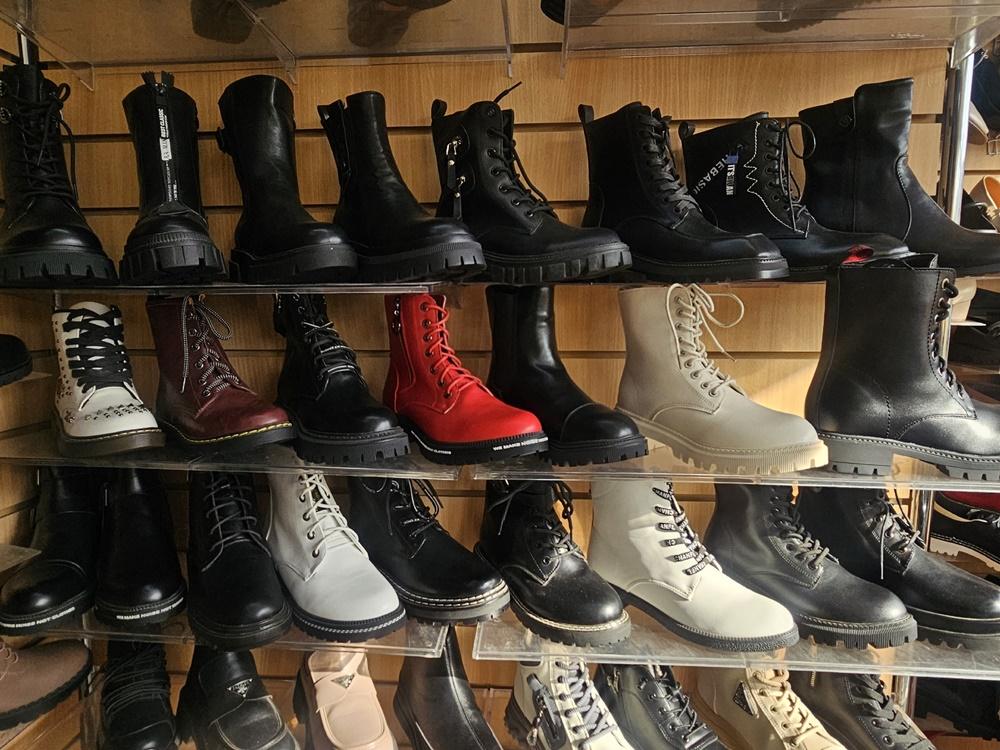 Откройте для себя стиль и комфорт в магазине «Твоя обувь»