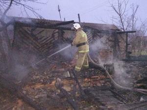 В жутком пожаре в Константиновском районе погиб 56-летний мужчина