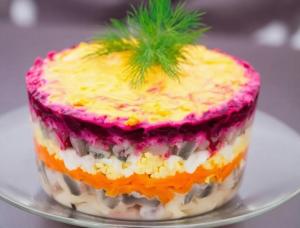 Стало известно, сколько волгодонцы потратят на новогоднюю «Селедку под шубой»