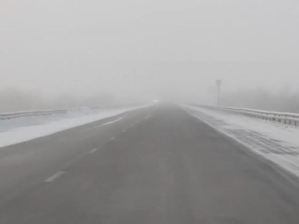 Волгодонск и окрестности окутал зимний туман