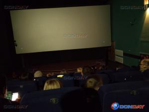 Волгодончанка осталась недовольна состоянием кинотеатра «Комсомолец»