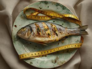 Врач-диетолог из Волгодонска назвал ТОП-5 самых вредных продуктов на столе