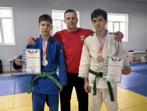 Волгодонские дзюдоисты успешно выступили на областном первенстве