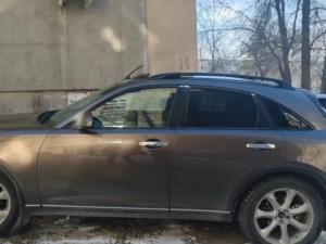 Работник СТО в Волгодонске решил покататься на премиальном кроссовере клиентки, но машина попала в ДТП