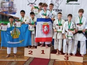 Волгодонские каратисты успешно выступили на чемпионате и первенстве ЮФО