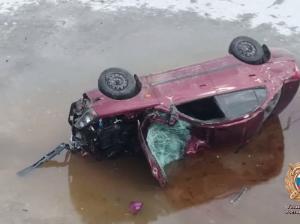 Водитель за рулем иномарки погиб, опрокинувшись в реку на трассе Кашары - Морозовск