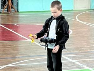 Волгодонец стал «бронзовым» призером областных соревнований по авиамодельному спорту