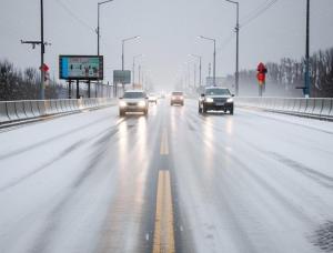 Водителей Волгодонска предупреждают о снеге и дожде на трассе М-4 «Дон»