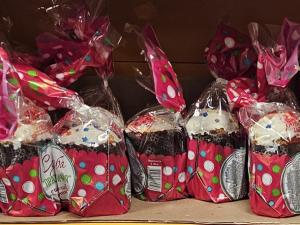 Сколько стоят пасхальные куличи и пасхи в Волгодонске