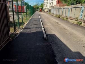 В Волгодонске благоустроили дорогу к детсаду «Голубые дорожки»